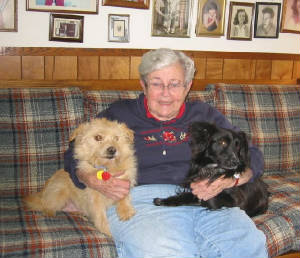 emery_and_lewis__new_mom.jpg